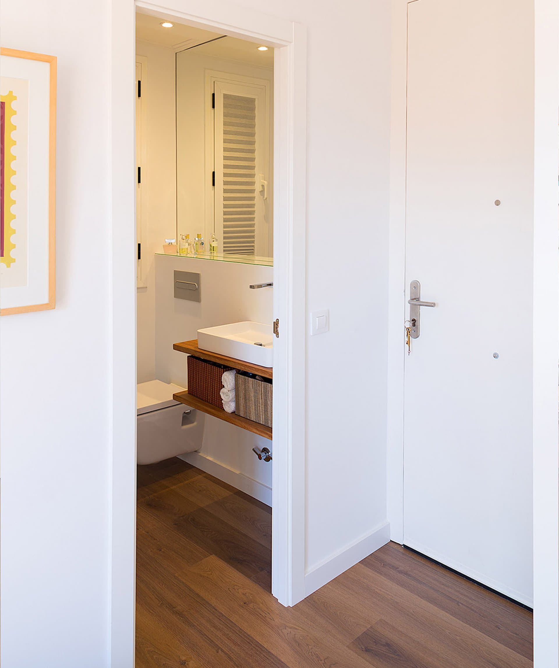CASA BORN — 5