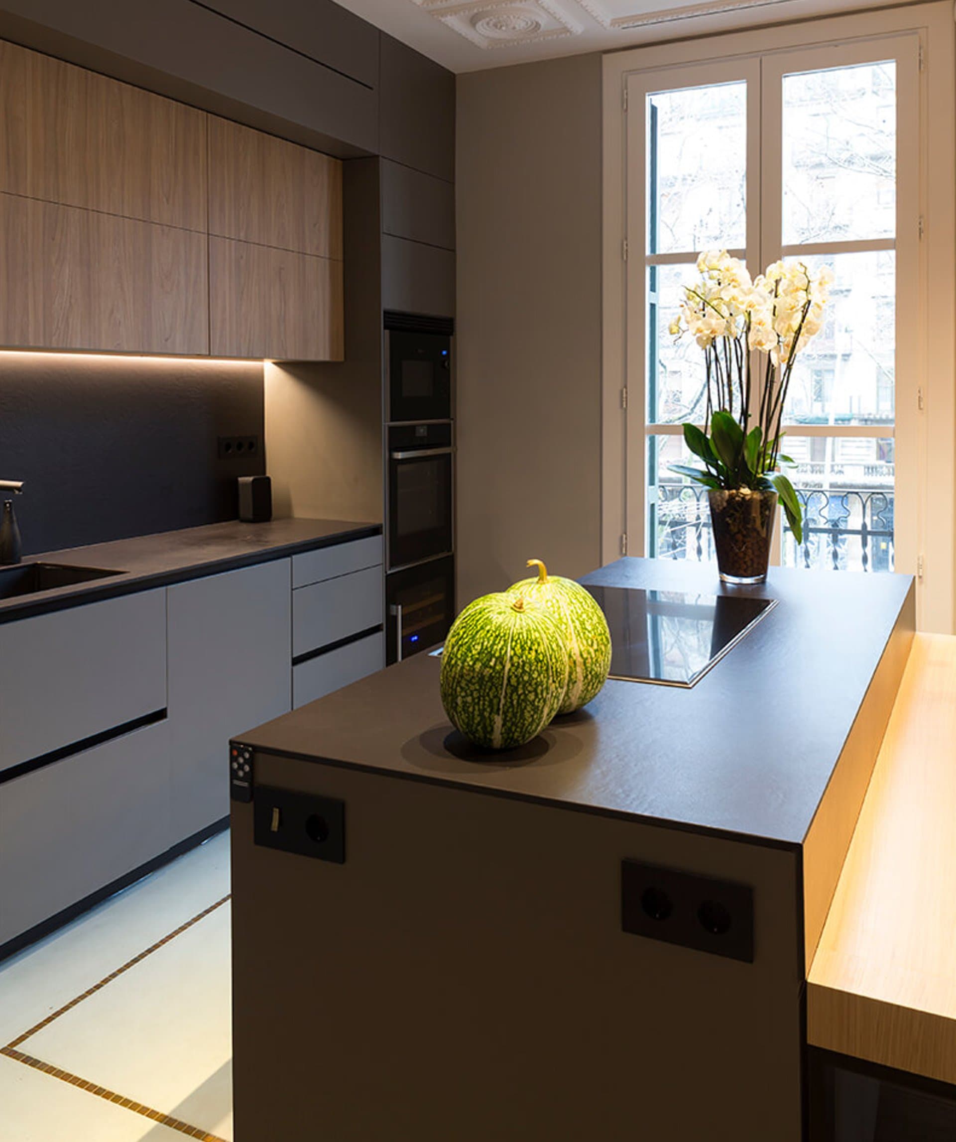CASA MOOD — 4